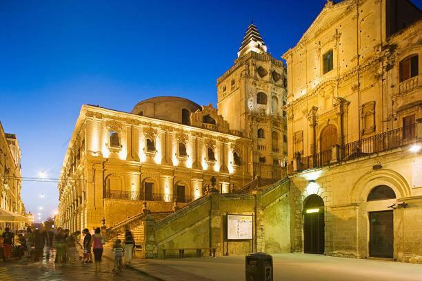 Casa Mastro Ntonio Ferienhaus Lido di Noto